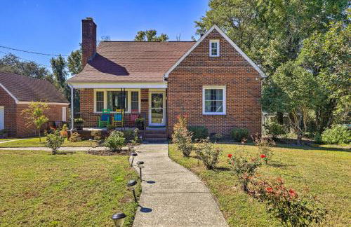 Convenient Jacksonville Home with Yard and Patio! - Foto 1