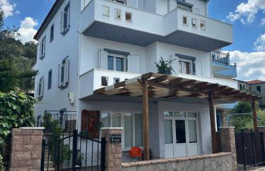 Anestis House - Photo 1