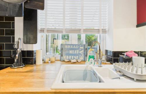 Cosy Cornish Cottage with Firepit & Parking - Foto 33