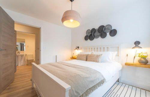 Tranquil Cotswolds Retreat- Stylish 1 Bed - Foto 7