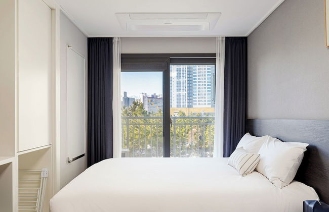 Urbanstay Sokcho Beach AB - Photo 34