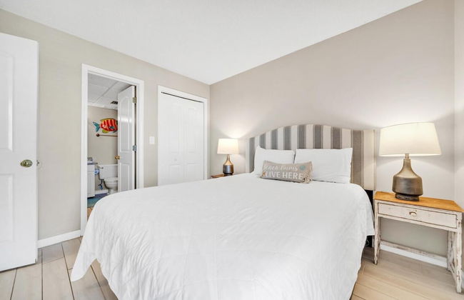 Edgewater Tower 2-1208 - Foto 8