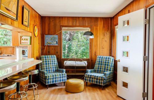 All the Waters Retro Home on Lake Michigan- Your Own PRIVATE BEACH - Foto 36