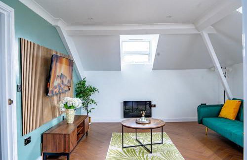 Stylish Luxury 2-Bed Newly Renovated flat - Foto 6