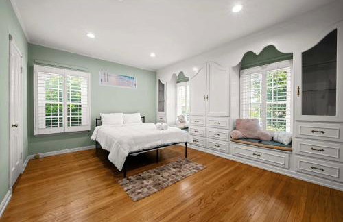 Spacious 5BR LA Villa with Pool Spa & Game Room - Foto 37