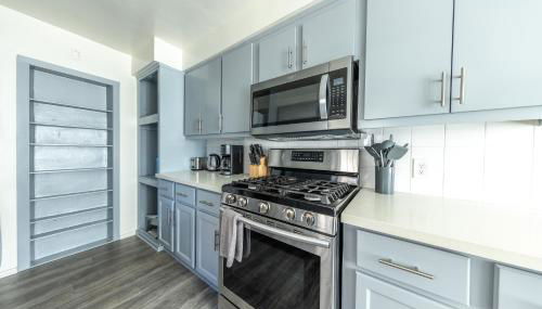 8 Beds Home with 4 Car Parking Space - Near DTLB - Foto 3, stove