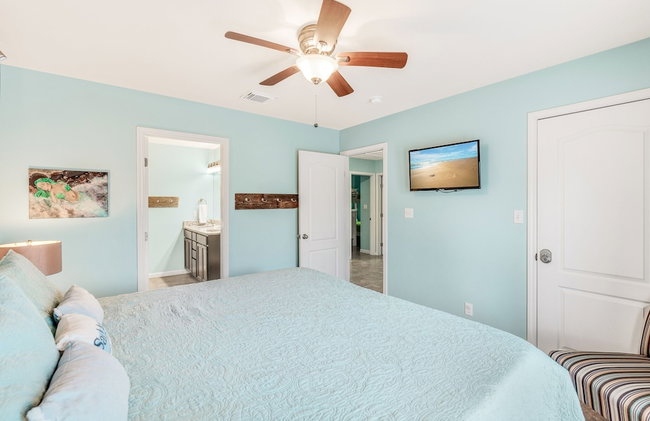 Boogie Board Bungalow - Pet Friendly! Private Pool! - Photo 11