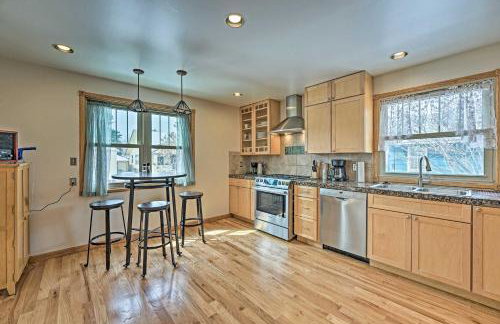 Laramie Home with Backyard Less Than 1 Mi to Univ of Wyoming - Foto 4