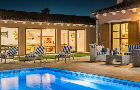 Pet Friendly Home In Barban With Sauna - Photo 20