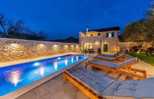 Beautiful Home In Poljaci - Foto 14