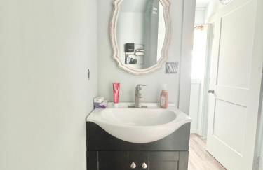 Route 66 Pop Stop-Minutes to Main St - Foto 3