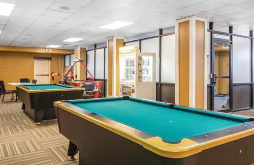 Beautiful 2BD condo in an equestrian themed resort with tons of activities for the family - Foto 22