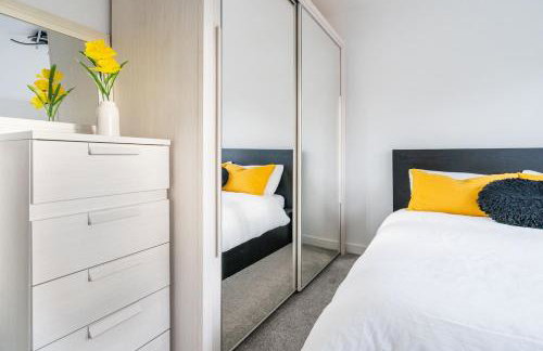 3 Bedroom House - Sleeps 8 - Driveway Parking - Foto 51