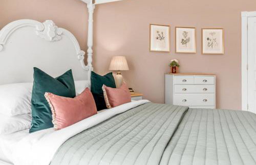 Beccles Georgian Mansion l 9 Bedrooms, Hot Tub & Parkland - Foto 49