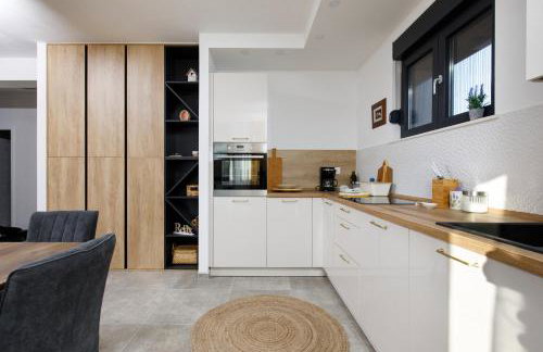 NEW - House KoStella - Drniš - Foto 9