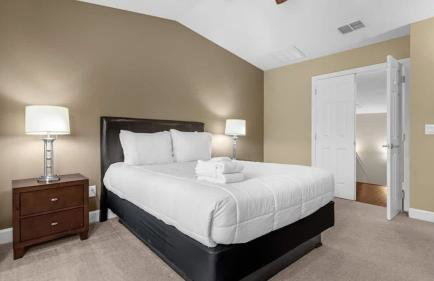 Sunny Summer Magic - Stay in TownHome by Disney - Foto 18