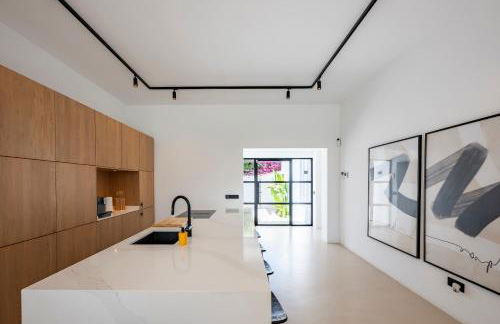 Villa Peman Luxurious Beachside Villa - Foto 19