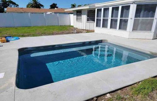 Spacious home With Heated Pool 3 miles from IMG! - Foto 31