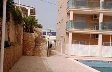 Piso con piscina y parking - Photo 36