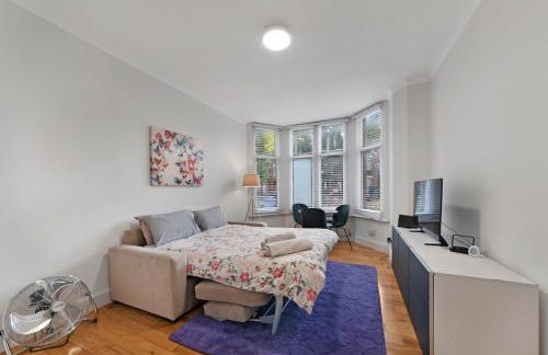 Shaa Road 2 Bedroom Flat Ground Floor Sleeps 6 - Foto 31