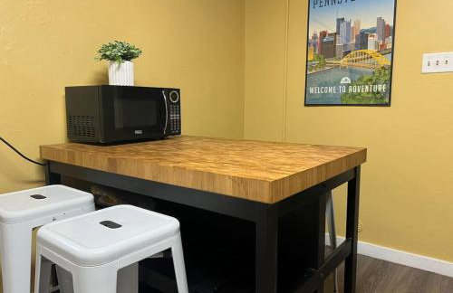 Funky 3rd Floor Condo 5 Beds with Sofa Bed plus WIFI - Foto 3