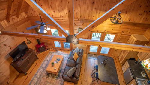 Updated Cabin Mins from Downtown West Jefferson- Hot Tub, Porches, Dogs OK - Foto 5