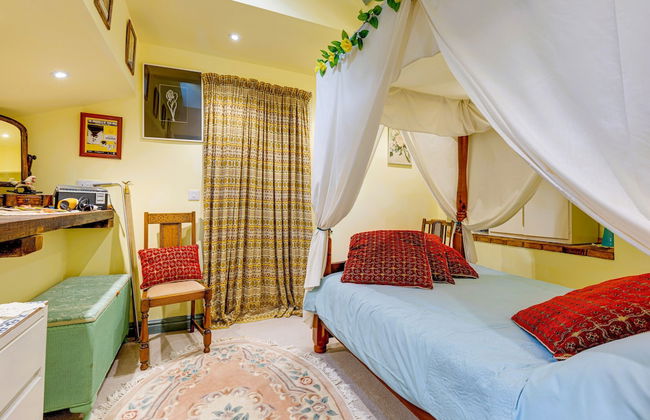 Family Country Cottage With a Private Valley View - Foto 5