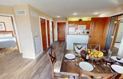 Lux Stay USA Ballhooter Twin Gables Ski-InOut Hot Tub - Foto 10