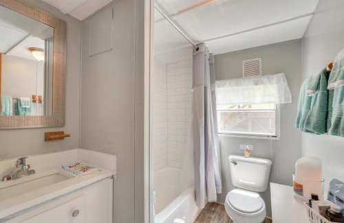 Lake Sinclair Escape Screened Porch, Modern Style - Foto 16