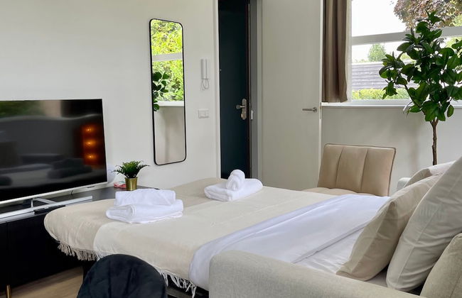 Serviced Studio Apartments in Utrecht - Photo 15