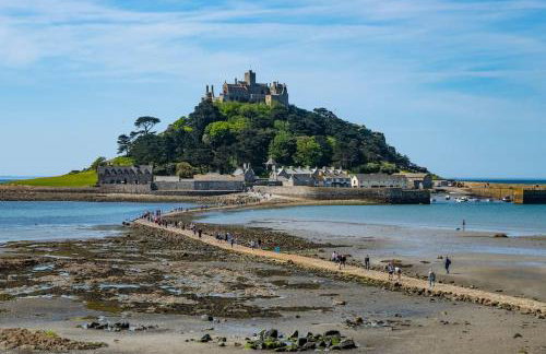 Stylish 2-BR cottage near Mousehole - garden and and parking - Photo 49