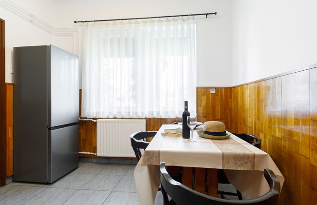 5 bedroom House in Balatonfenyves with garden and terrace - Photo 15