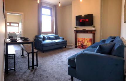 3 Doubles - Sleeps 8 - Ideal for Work Crews - Photo 1