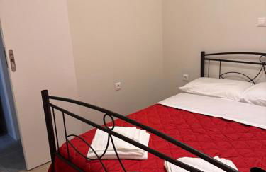 Tami House - Photo 5