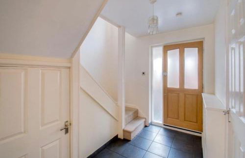 Cosy 3BR Home in Redditch - Sleeps 6 - Foto 4