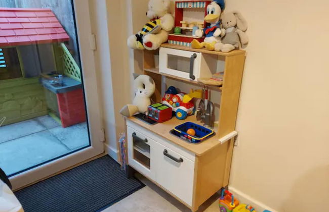 Entire 3 Bedroom House Manchester Free Parking - Foto 12