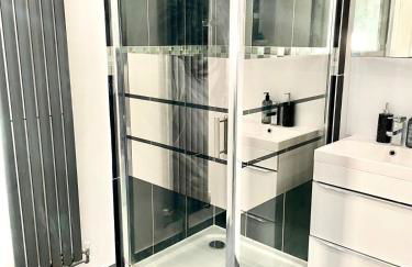 Relaxed Leigh-on-Sea Escape, Family-Friendly & Contractor Stays - Foto 24