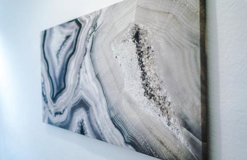 Spacious 5 bedroom house near Leeds City Centre sleeps 12 suits contractors with free parking - Foto 23