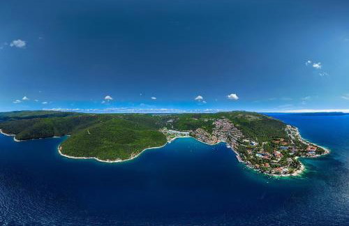 Villa TonKa with jacuzzi sauna and private pool - Photo 51