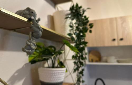 Jo's Studios - Photo 8