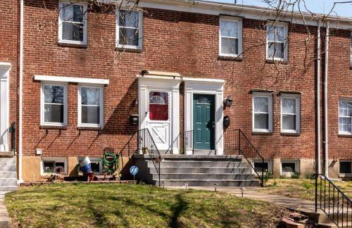 3BR home near Heritage Park - Photo 18