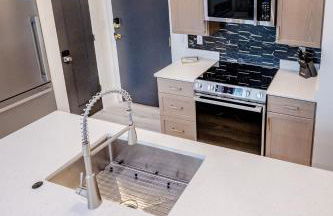 Boutique 1BR Condo - Walk to Memorial Stadium - Historic Hayward Place - Foto 22