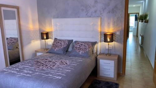 Piso céntrico con Parking a 20min de Barcelona - Foto 1