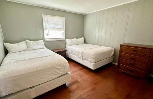 Cottage 15- Lees Ford Marina - Photo 4