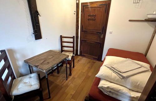 Interessante Ferienwohnung ARRESTZELLEN für 7 Pers - Rittergut Leppersdorf vor Radeberg bei Dresden - Photo 10