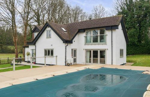 Luxury Countryside Retreat with Pool Surrey Hills Escape - Pass the Keys - Foto 29