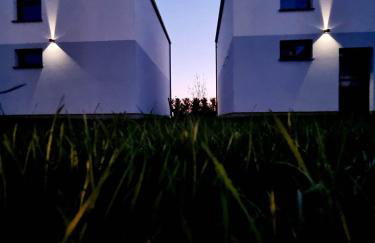 Siedlisko na wydmach, sauna,podgrzewane jacuzzi,domki klimatyzowane,starlink internet,parking - Photo 30