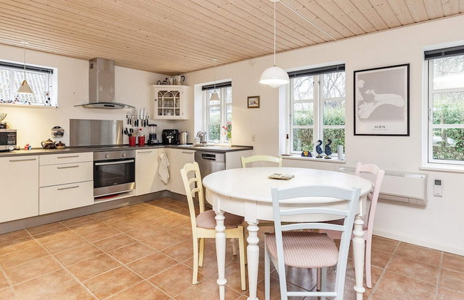 4 Star Holiday Home in Borre - Foto 24