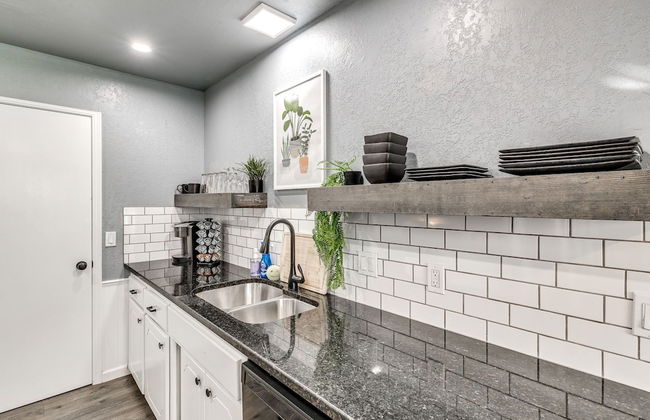 Veteran-Owned Home in Quiet OKC - Foto 19