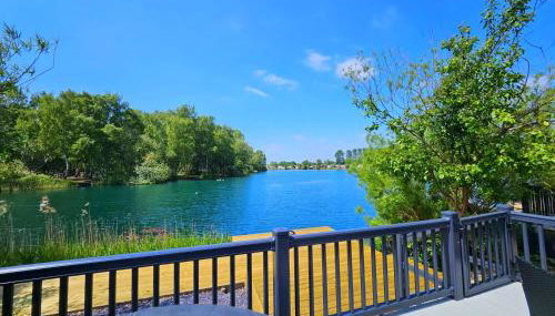 Still Waters Luxury Retreat with Hot Tub -Tattershall Lakes - Foto 1